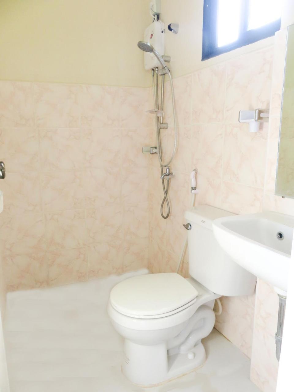 Nanette's Tourist bahay-panuluyan 2*