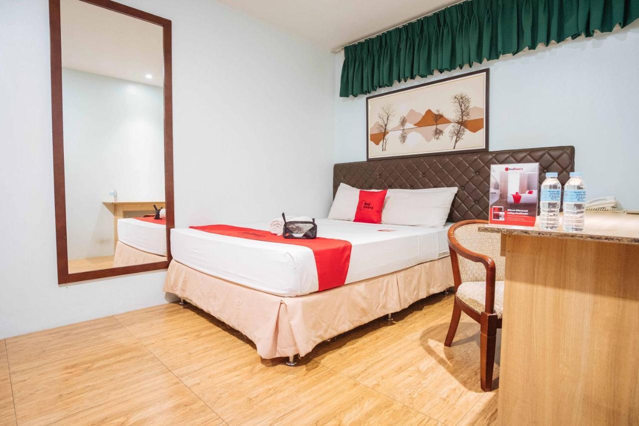 Hotel Reddoorz Near Capitol 3*