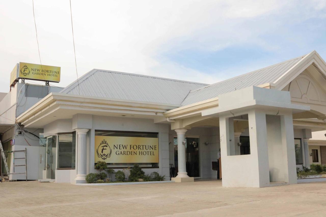Reddoorz Premium @ Wireless Cebu 4*