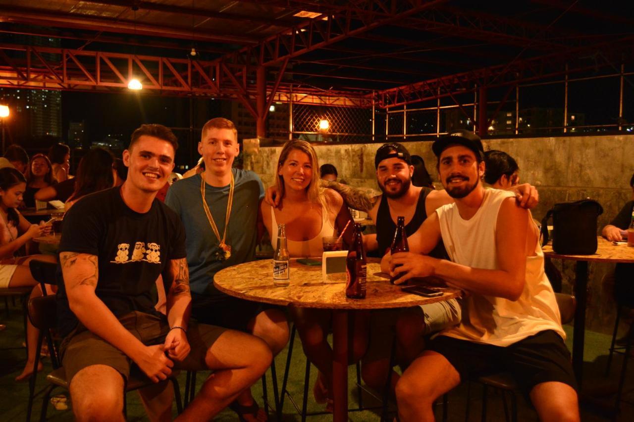Mad Monkey (adults Only) Cebu