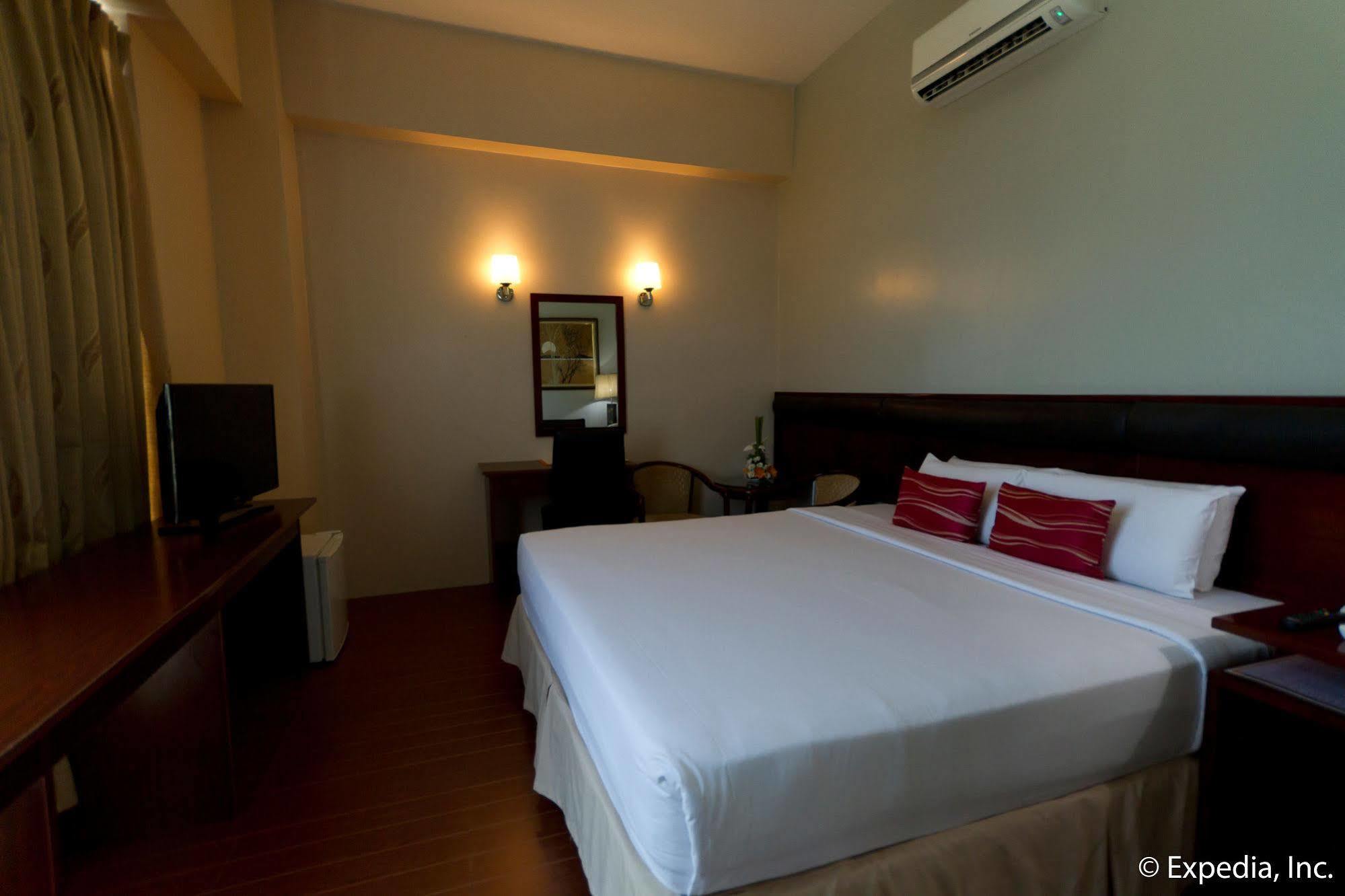 Hotel Allure &