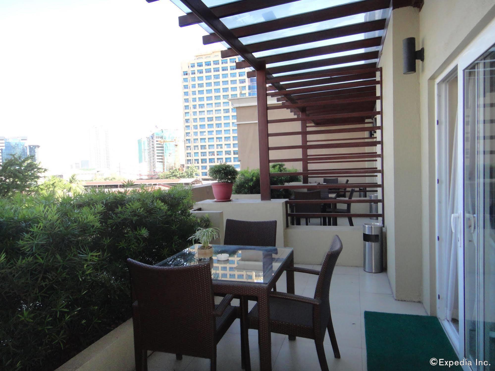 Harolds 4* Cebu