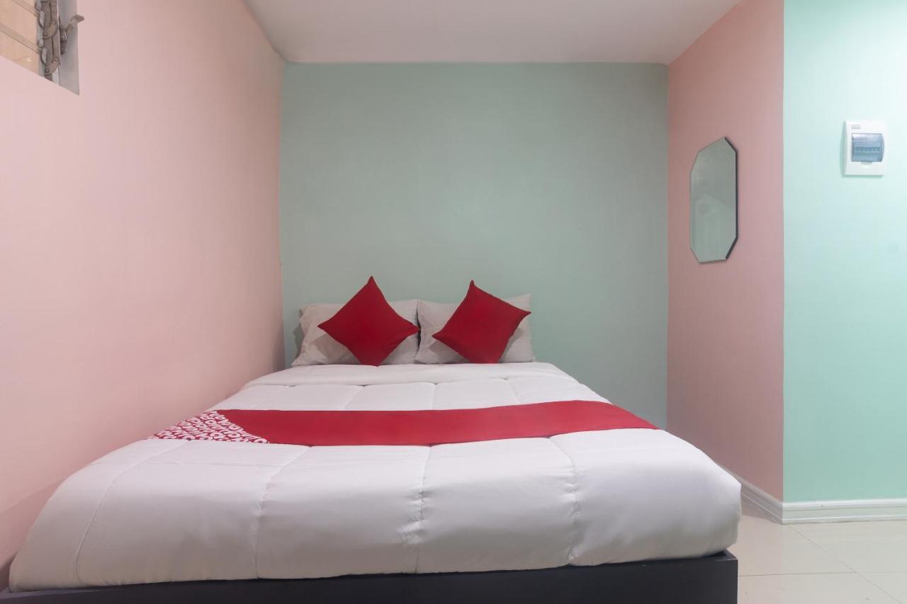 Oyo 157 Casa Venna House 2* Cebu