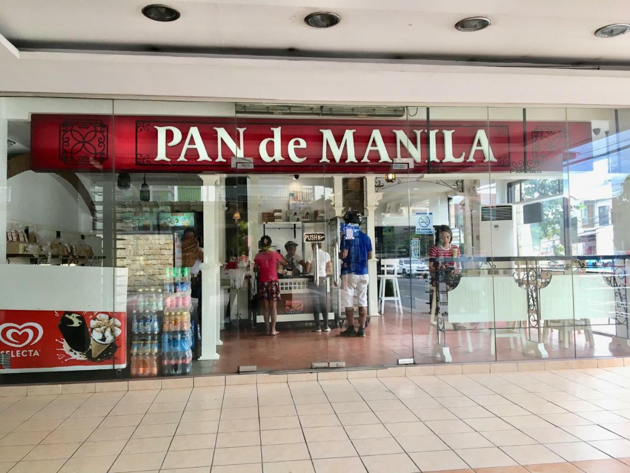 The Persimmon Near Ayala And Sm Apartment
