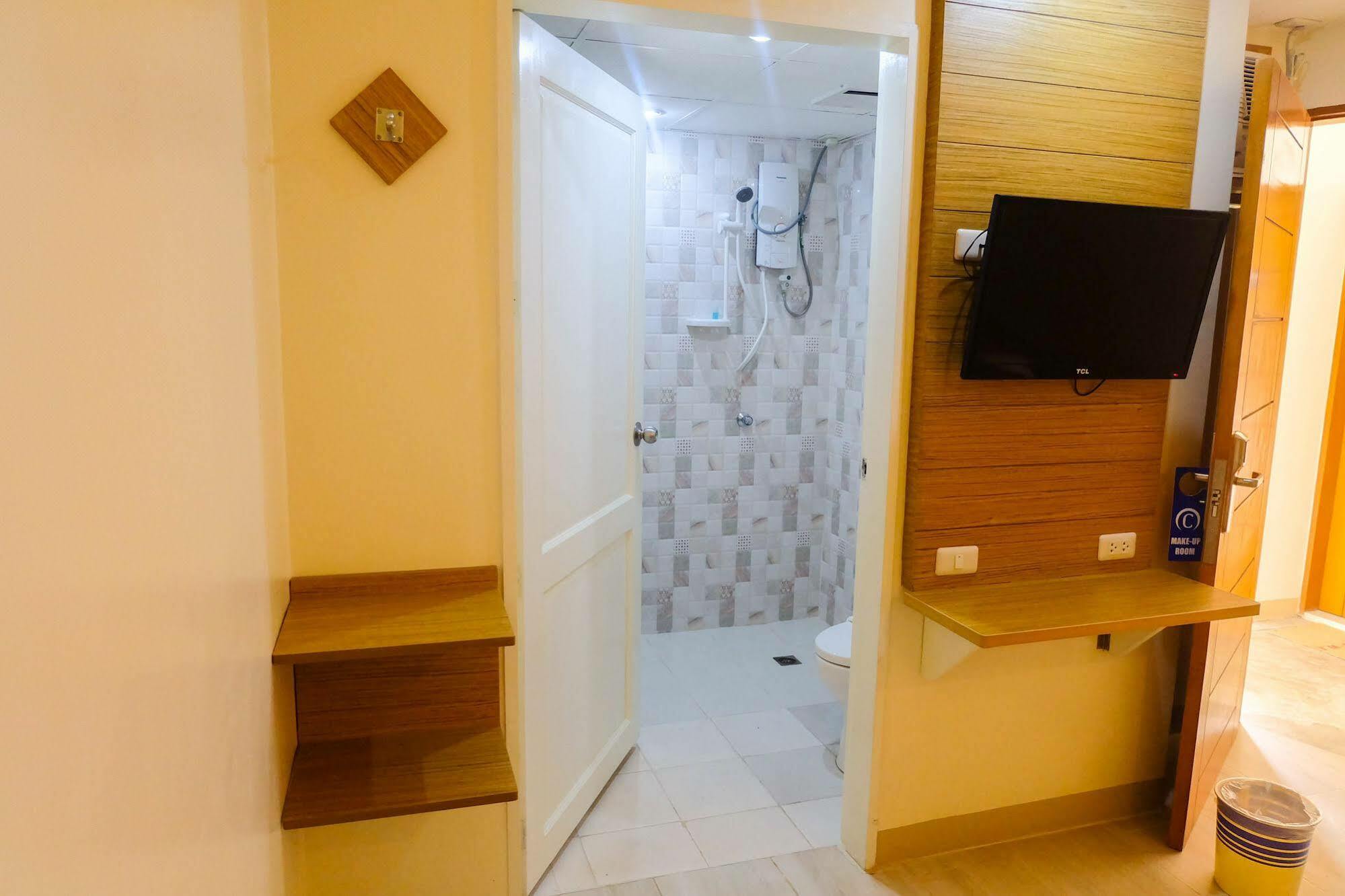 Mactan Hotel