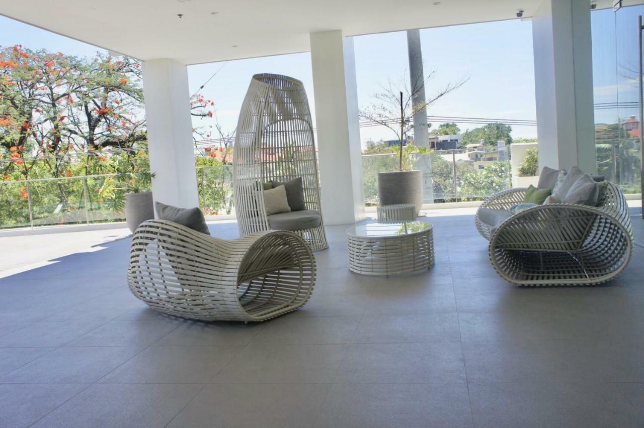 Sweet Staycation Aparthotel Cebu