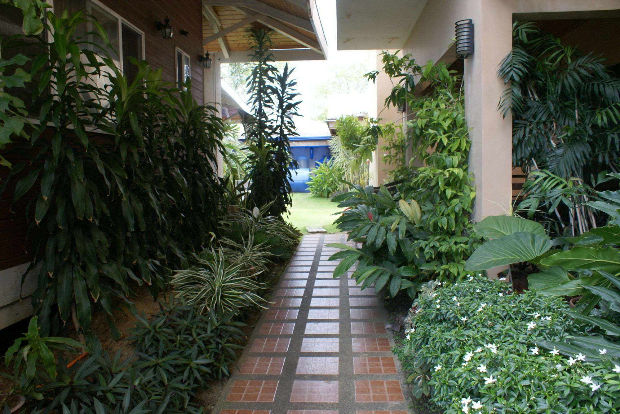 Voda Krasna & Restaurant Resort 3*