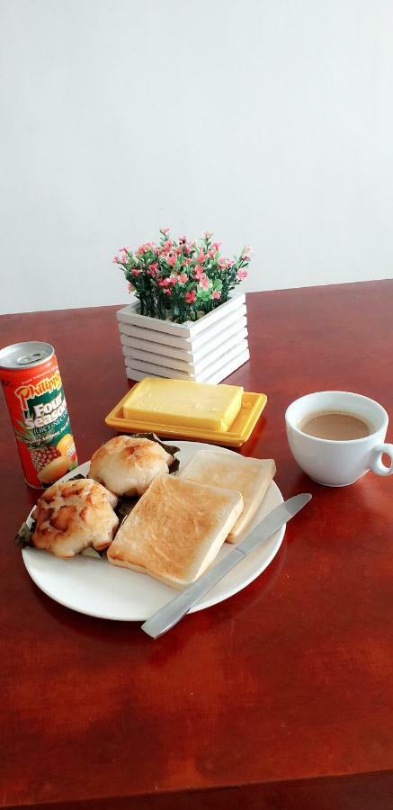 Bed & Breakfast B Hive Homestay *
