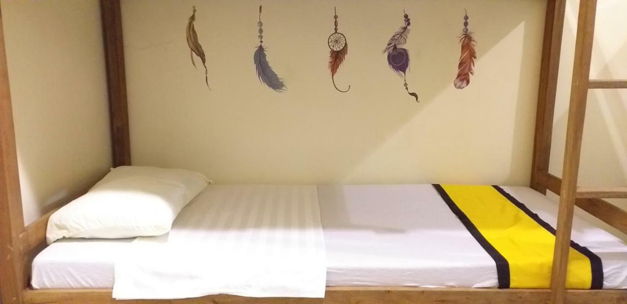 B Hive Homestay *