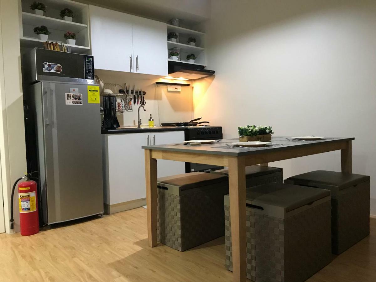 Cozy 922 At Tower One