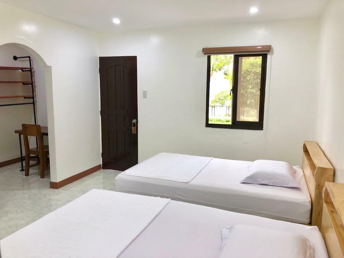 Homestay Casa De *