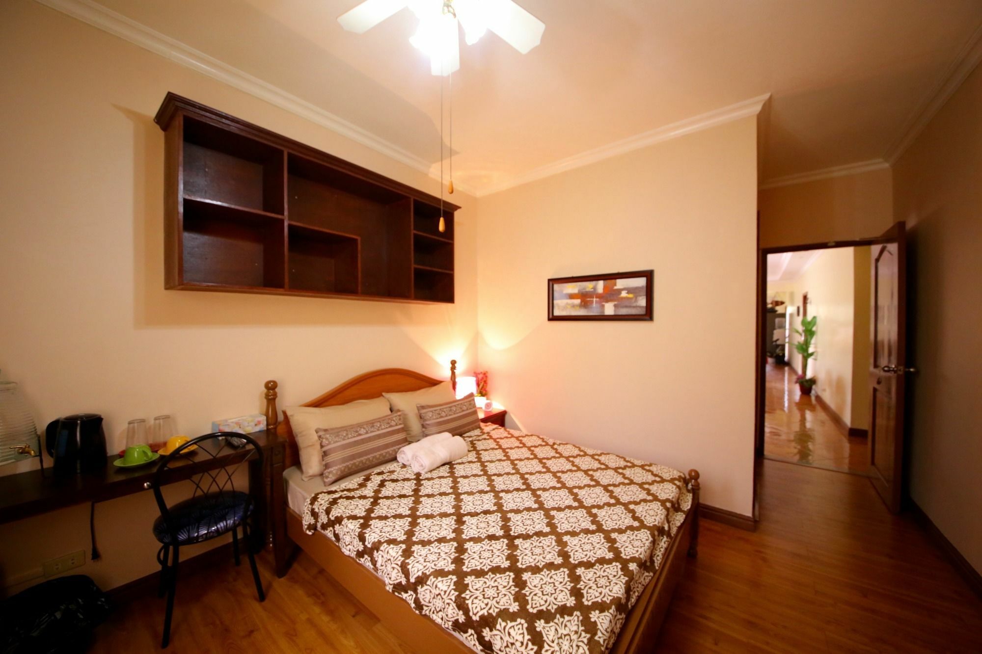 Hostel Dee White Sands Lapu-Lapu City
