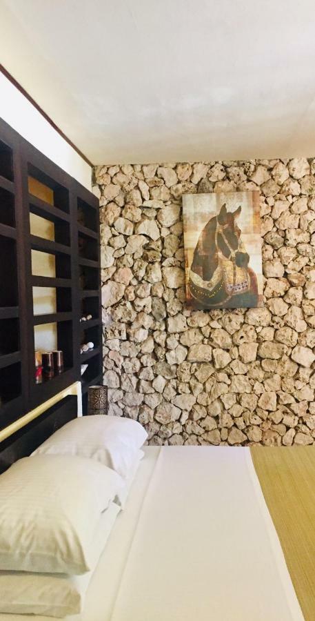Angelina & Italian Restaurant Resort Logon