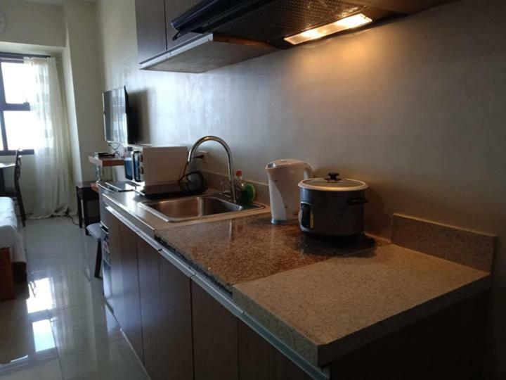 Horizon 101 A8 5mins Walk Robinson Mall And Bar Cebu