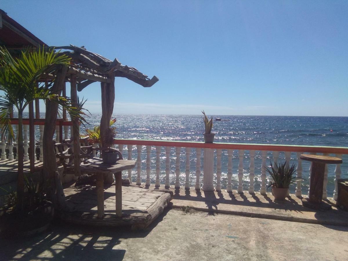 bahay-panuluyan Mwr House By Cocotel (adults Only)