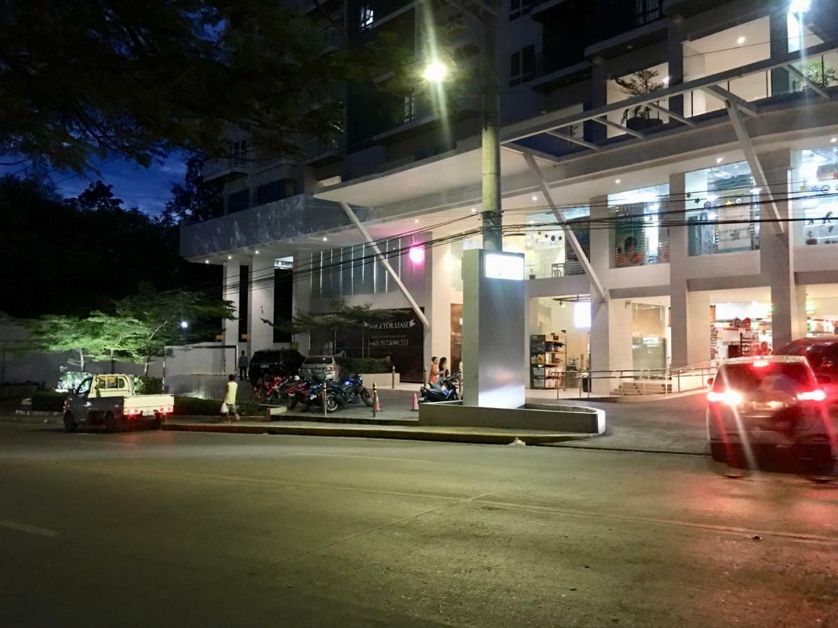 Sweet Staycation Aparthotel Cebu