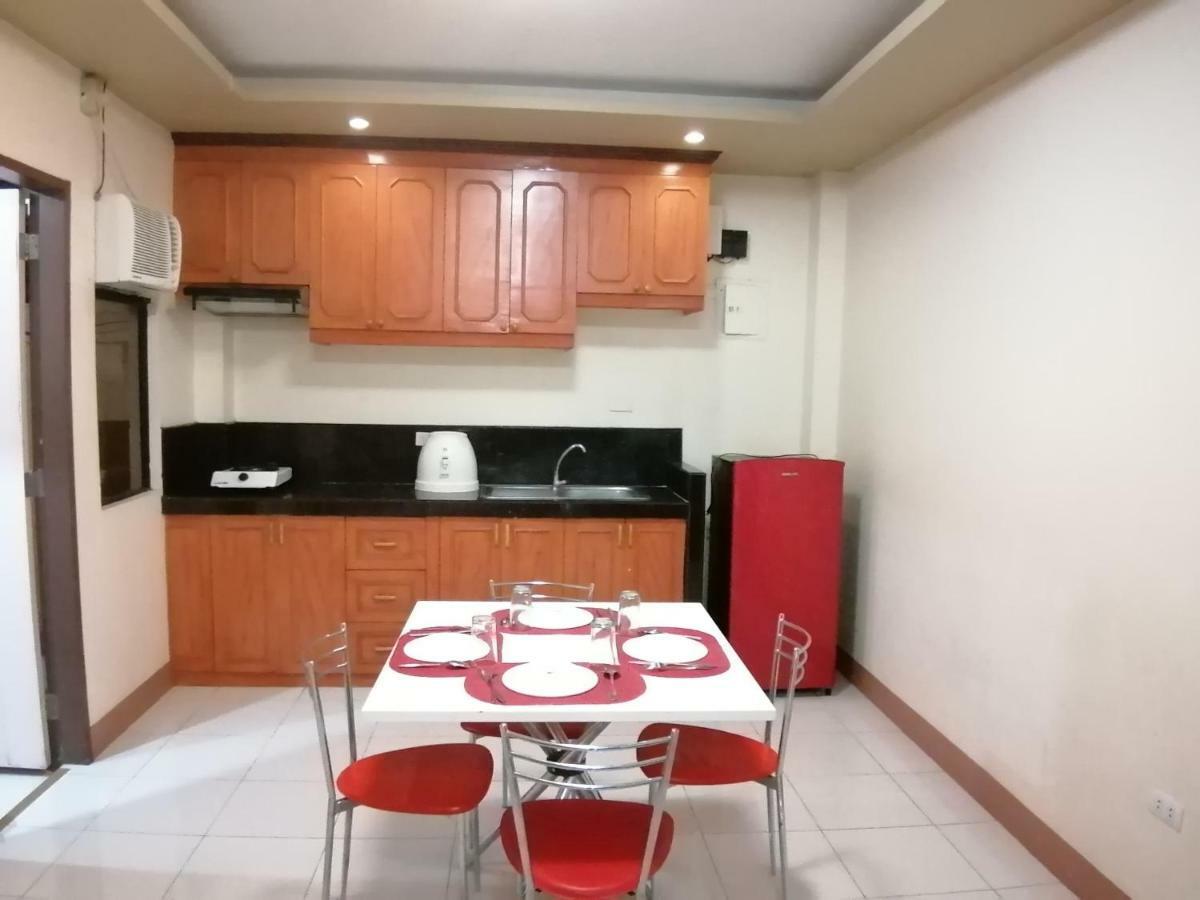 Manora bahay-panuluyan Talisay (Cebu)