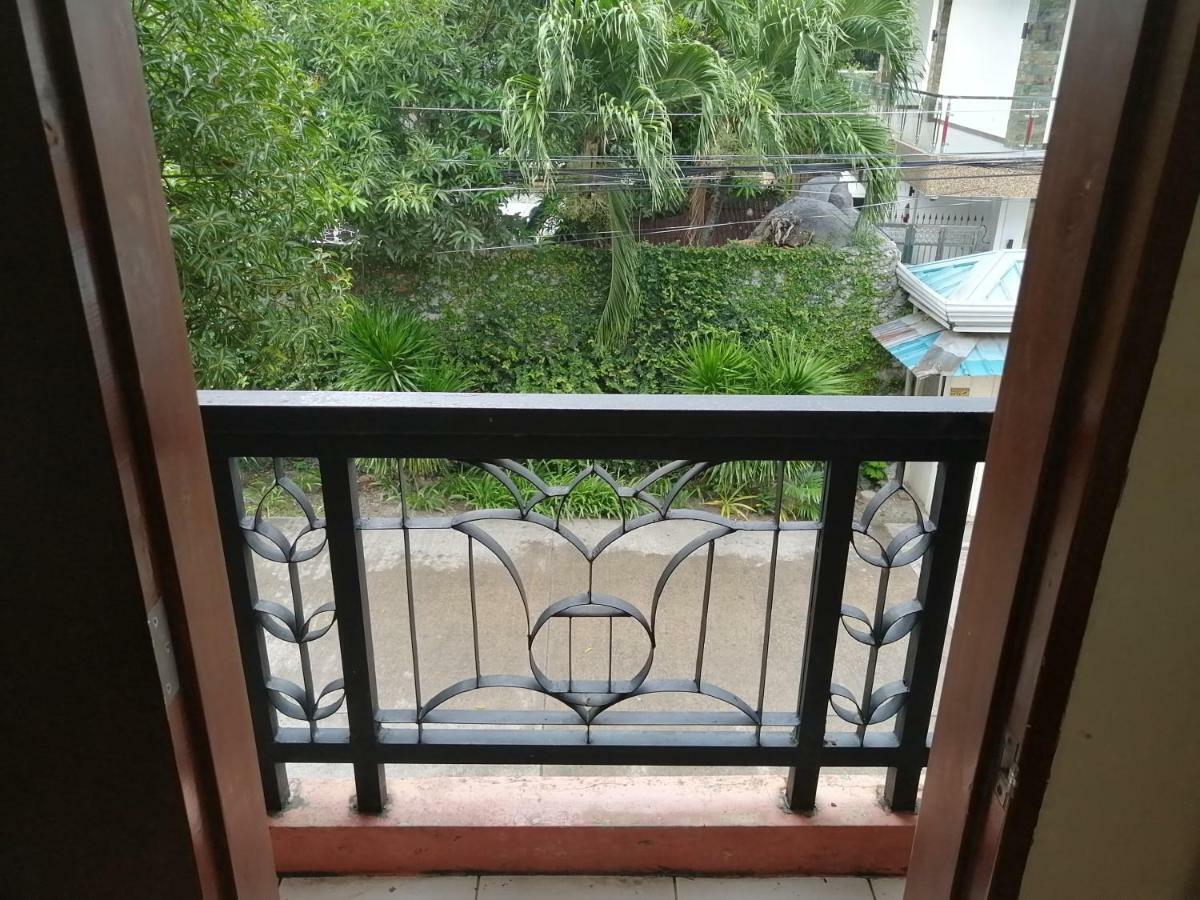 bahay-panuluyan Manora Talisay (Cebu)