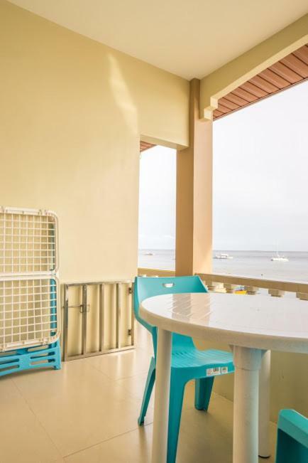 Kellocks' Seaview Apartelle * Dalaguete