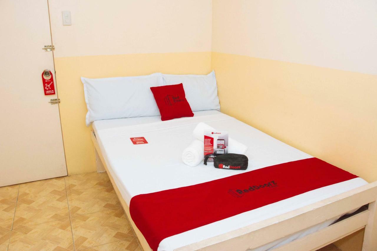 Reddoorz Near Oslob Whale Shark Watching Area Hotel Tanawan
