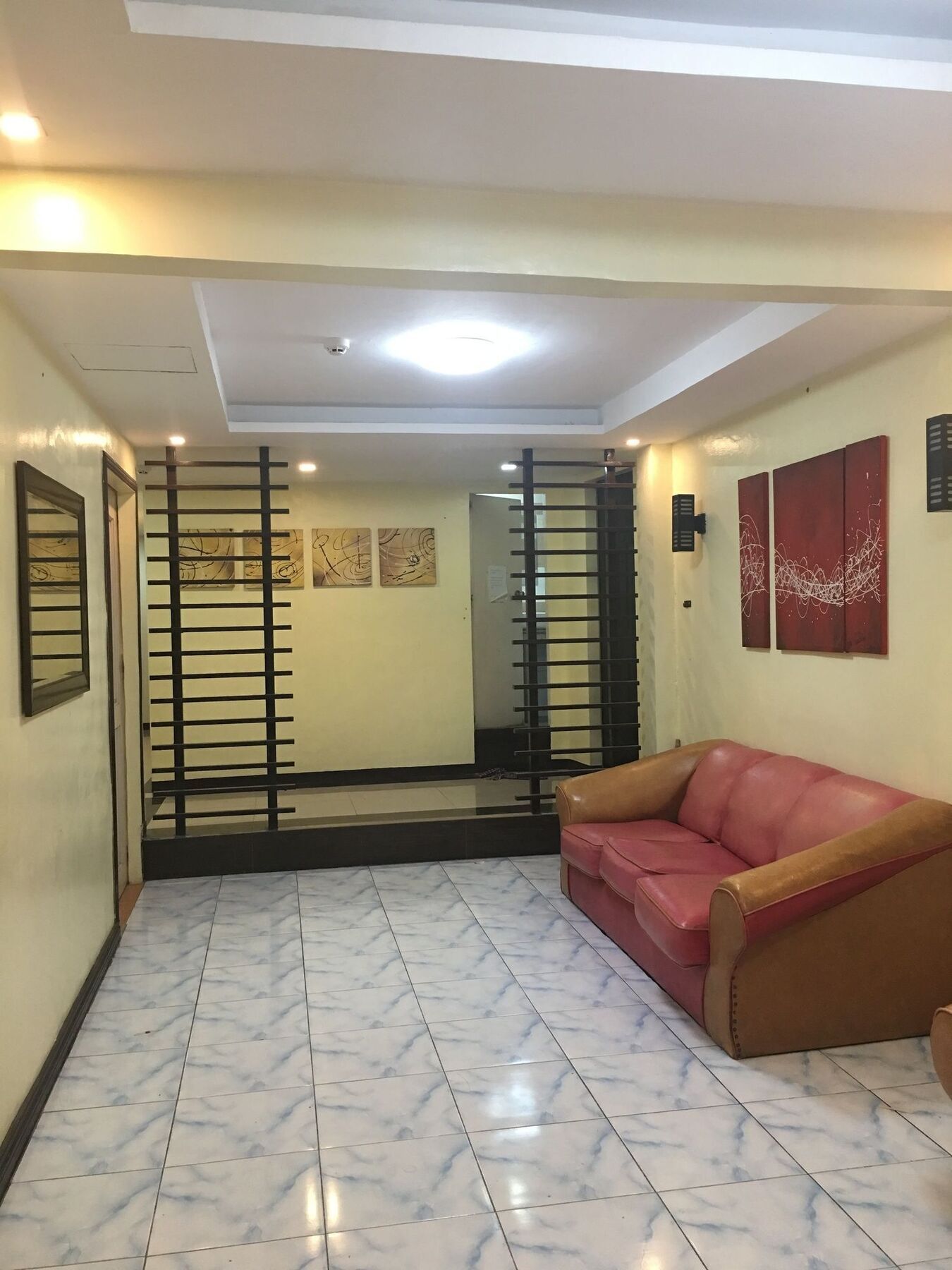 Hotel Mambaling House 3*