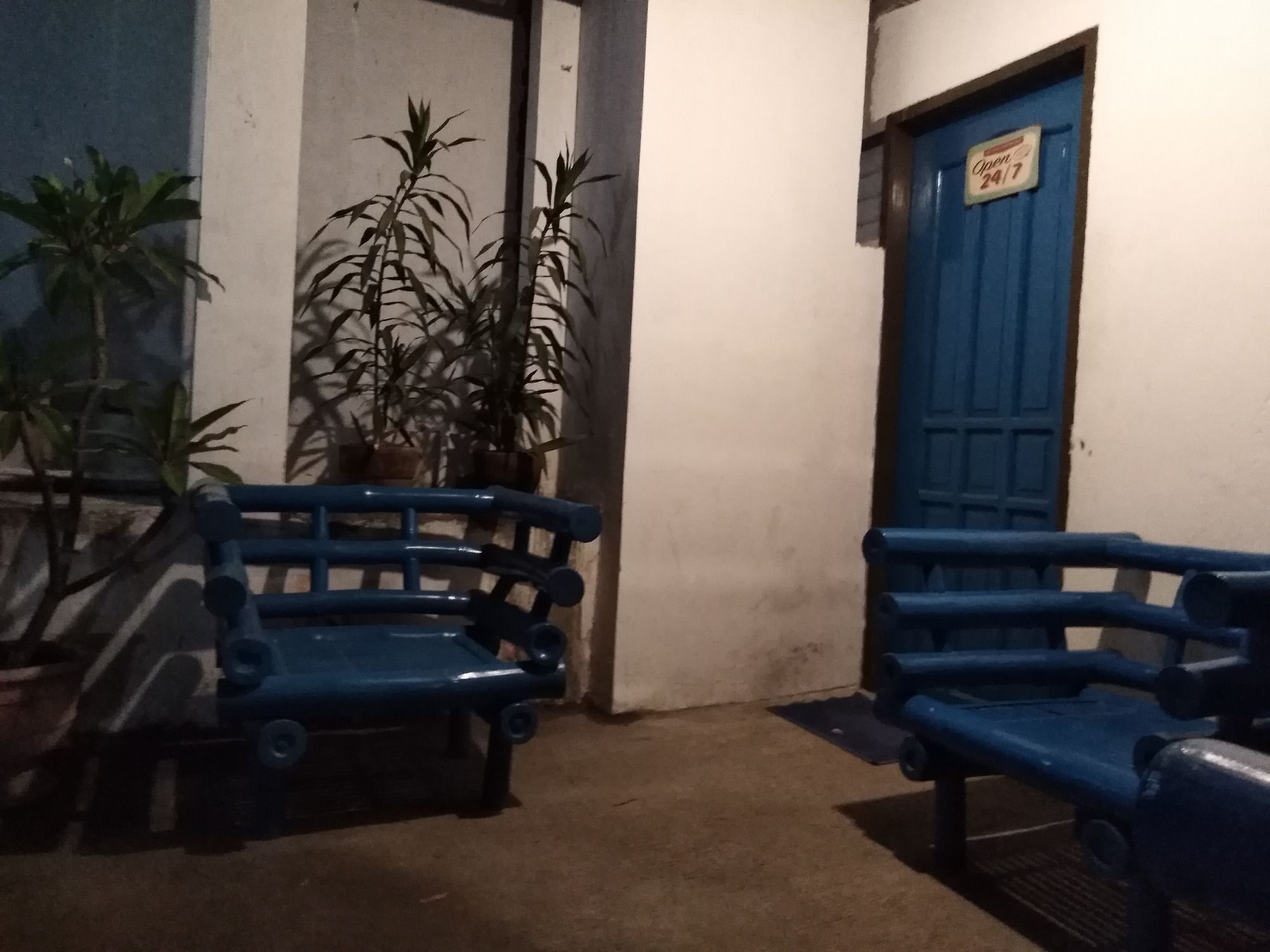 Hotel Deden's Pizzeria And - Panagsama Moalboal
