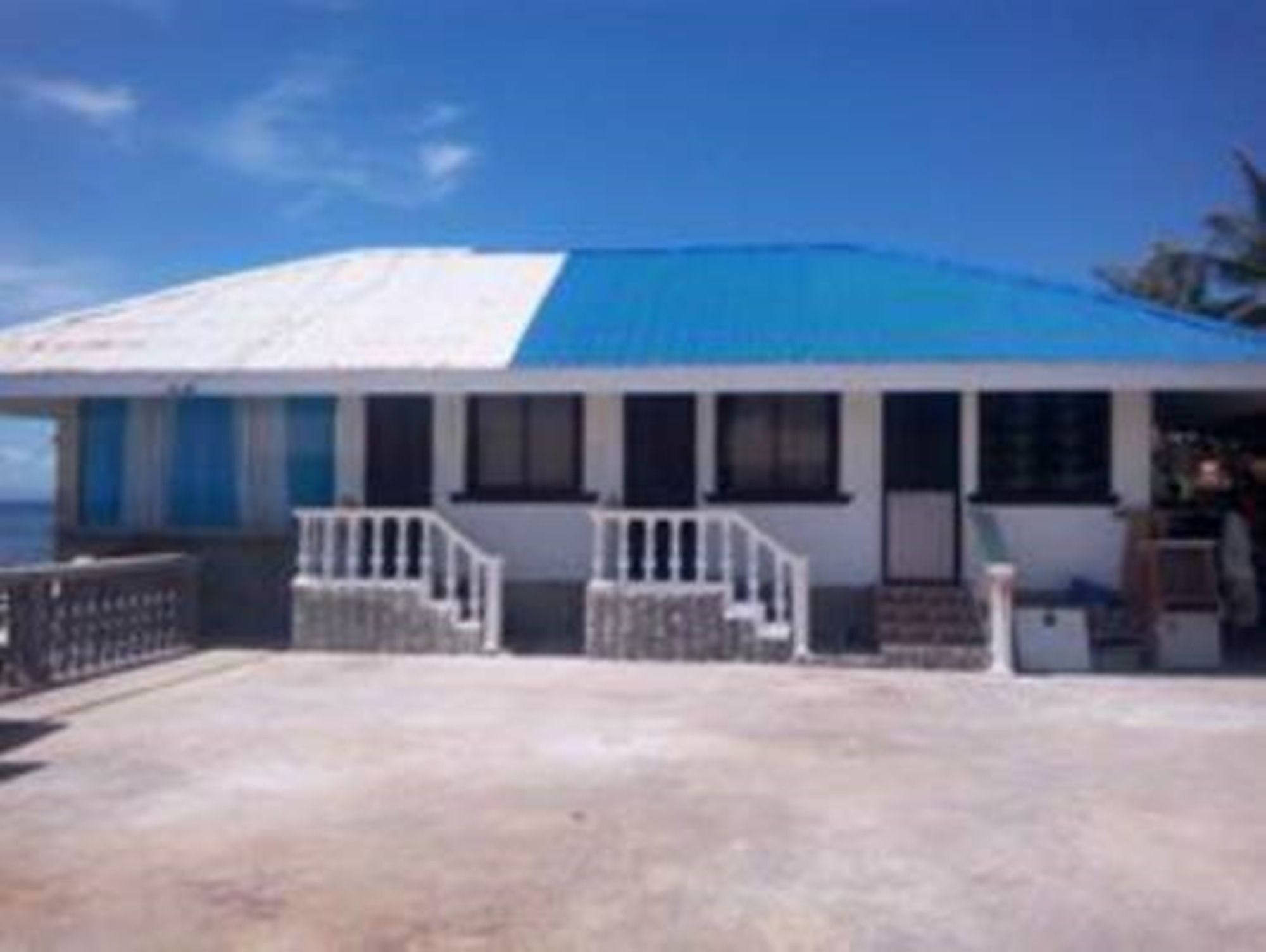 Mwr House By Cocotel (adults Only) bahay-panuluyan *