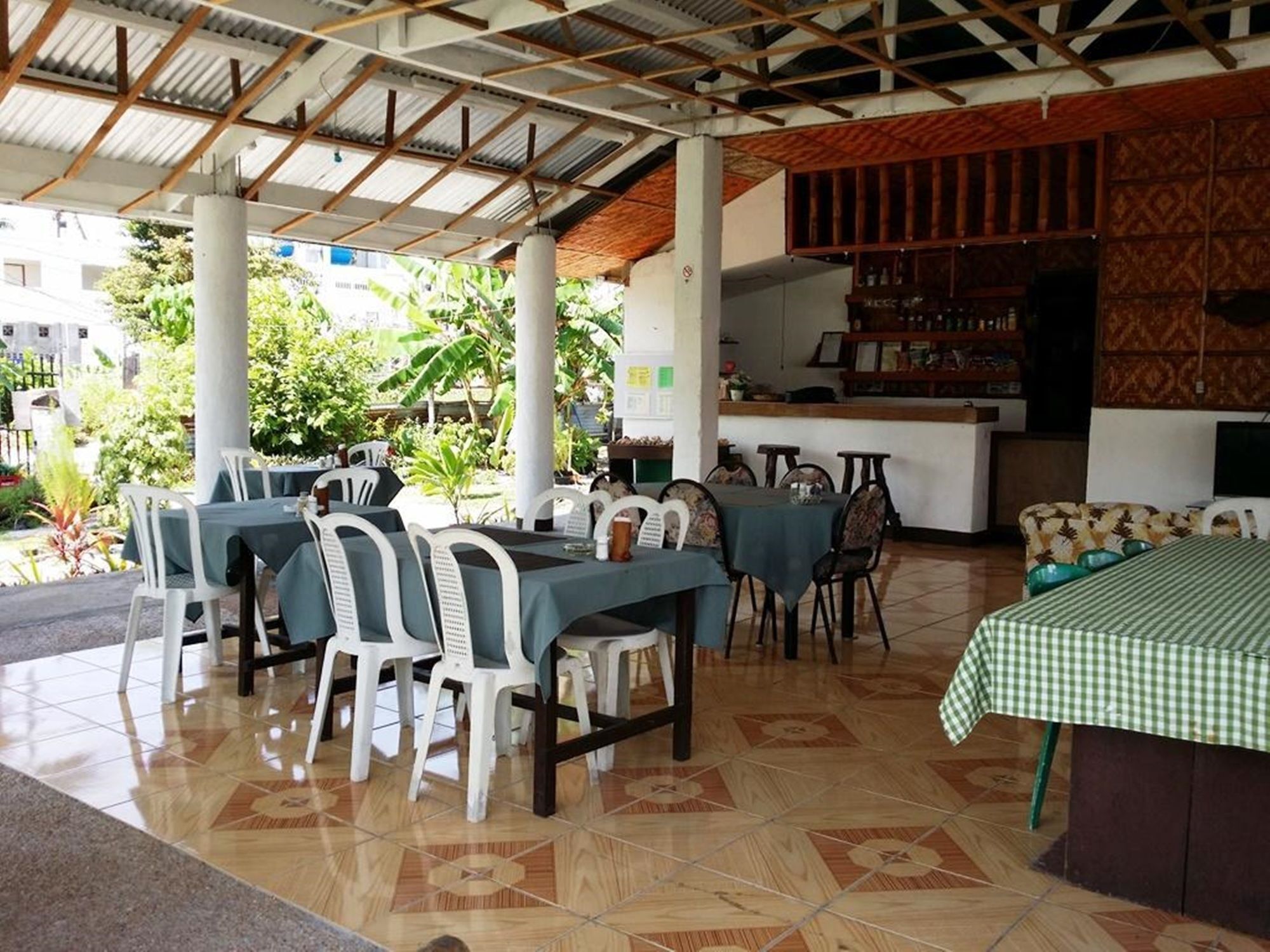 Hotel Mr. Kwiiz And Restaurant 2*