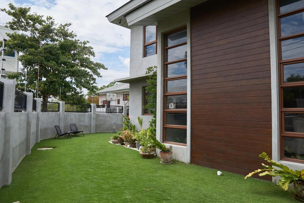 Isla 1 Amazing Waterfall Pool House Near Beach, Bars & Restaurants Lapu-Lapu City