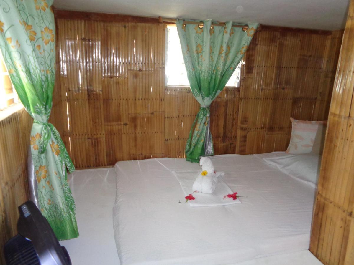 Guest house Sea Turtle House 3*