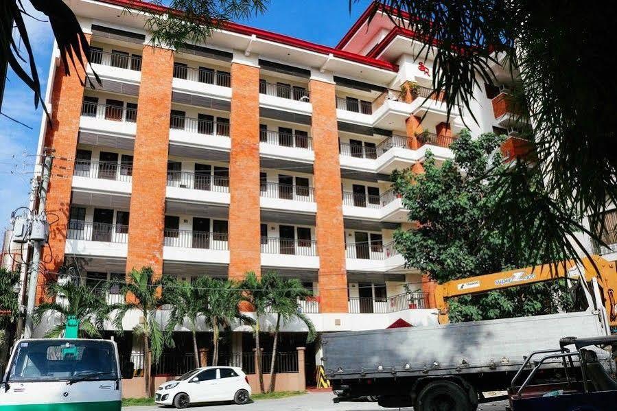 Hotel Reddoorz @ Mabolo 3*