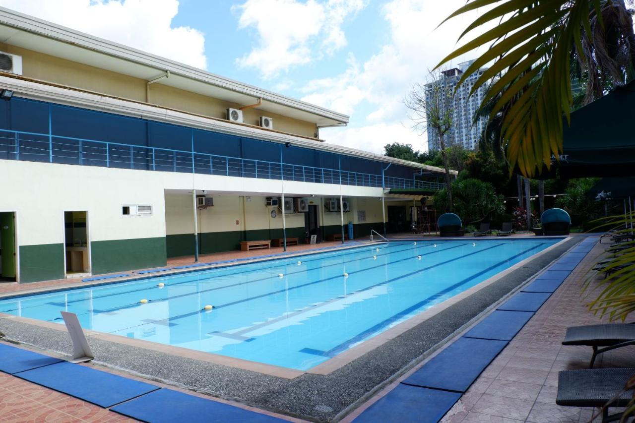 Holiday Spa Hotel