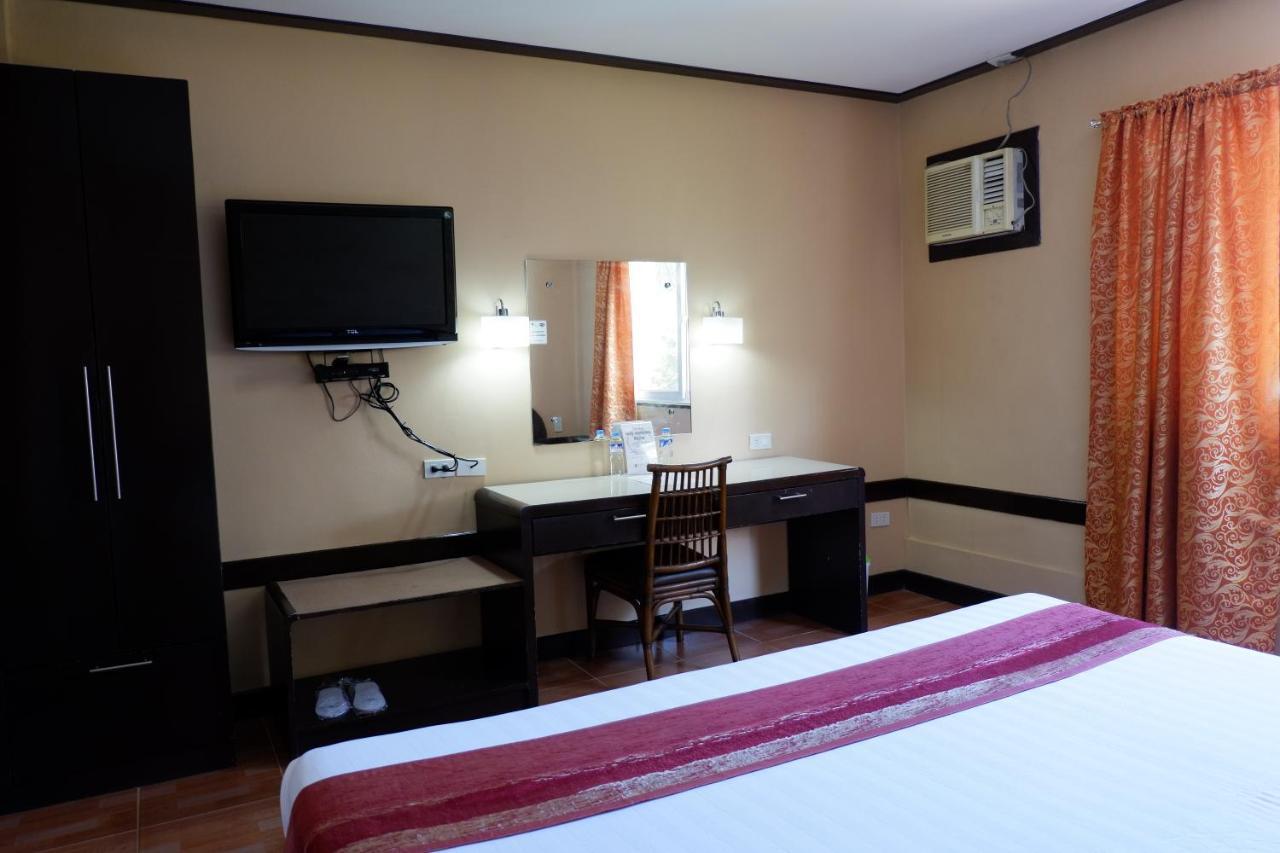 Holiday Spa Hotel Hotel