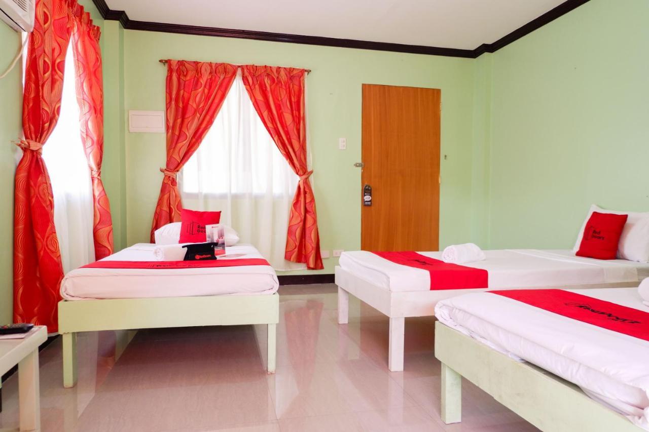 Reddoorz Near Maribago Barangay Hall Hotel 2*