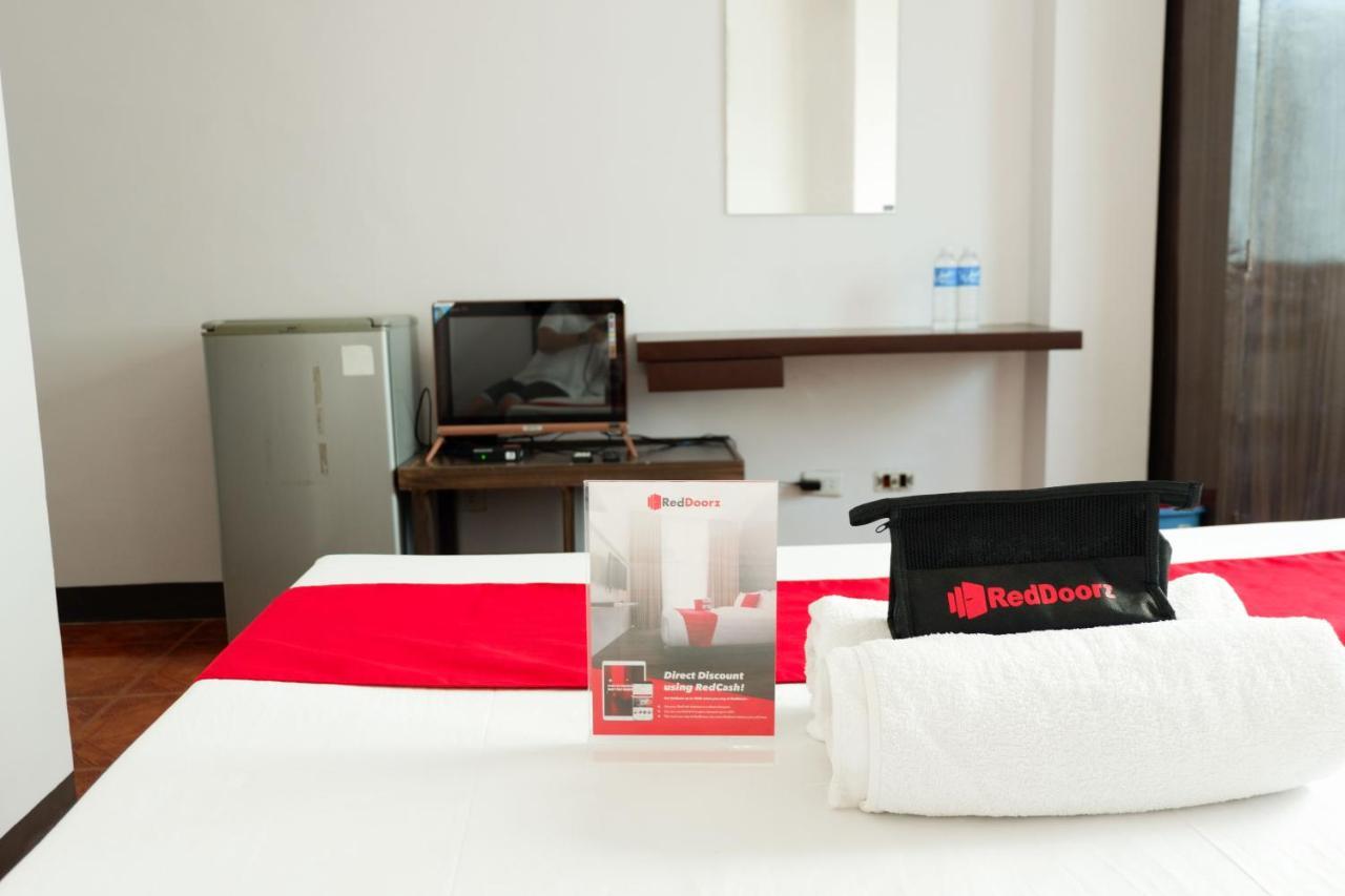 Hotel Reddoorz Near Maribago Barangay Hall Lapu-Lapu City