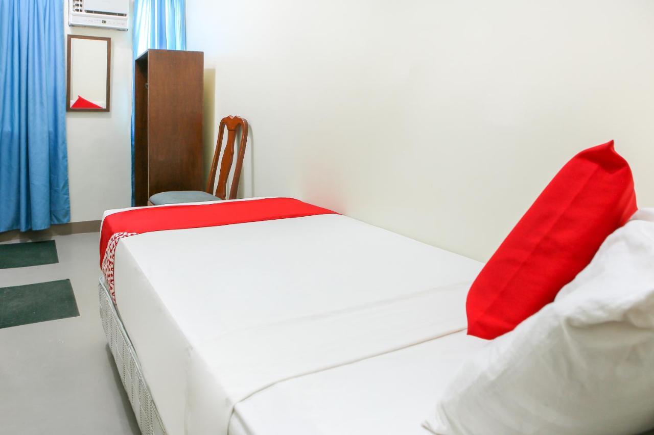 Hotel Oyo 442 Ipark Cebu