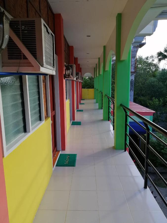 Islet View House