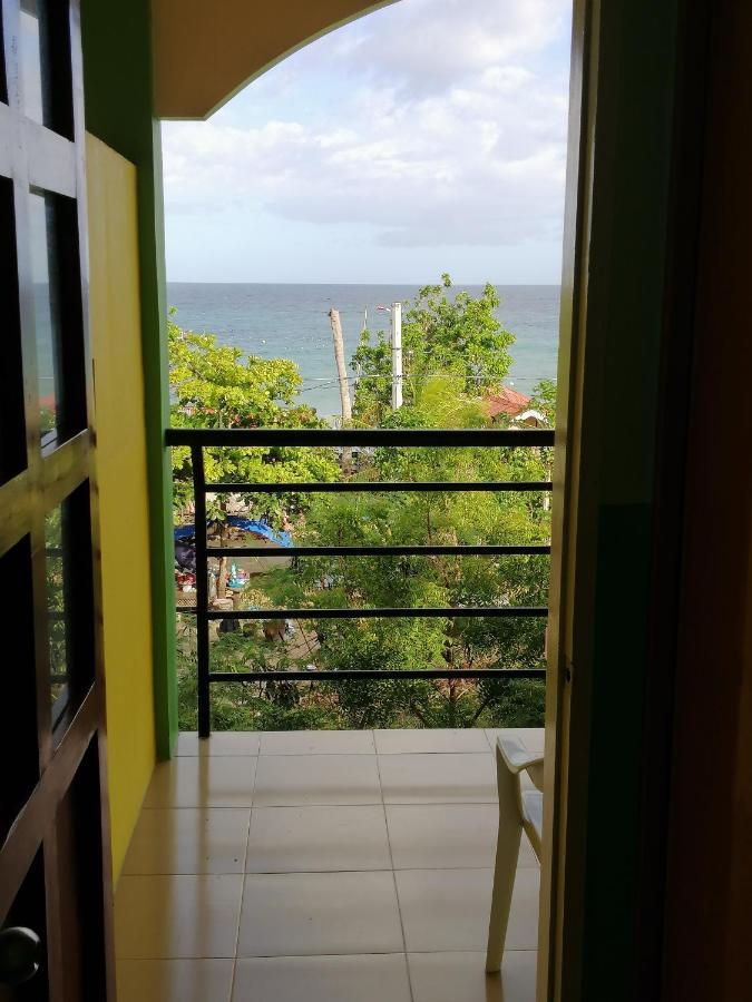 bahay-panuluyan Islet View House 2*