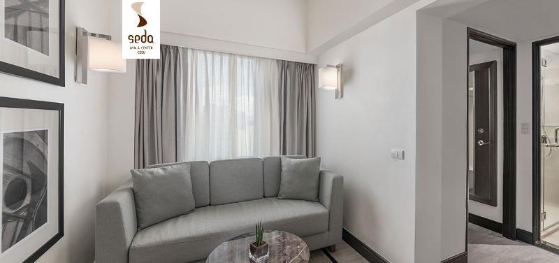 Hotel Seda Ayala Center 5*