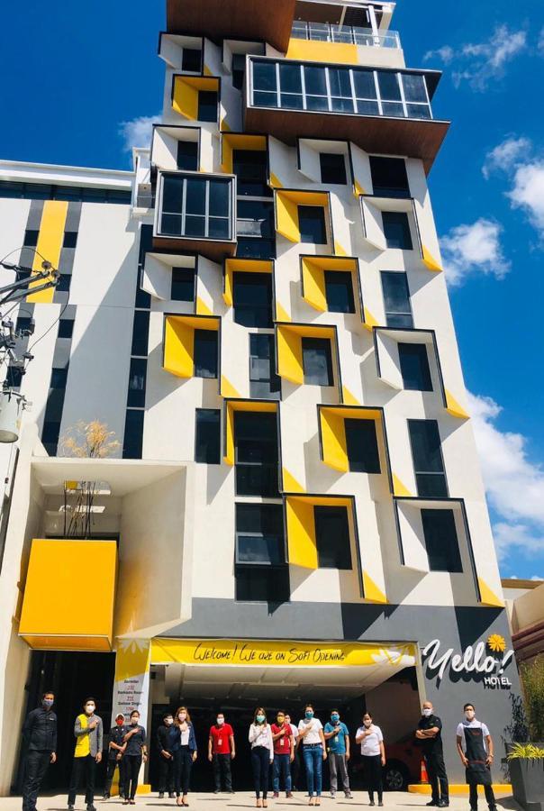 Yello Powered By Cocotel Hotel 4*