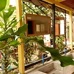 Tropical Breeze Hostel Cebu - Cebu Center