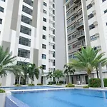 Ezeniel\'S Place At Horizons 101 Condominium