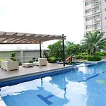 Ezeniel\'S Place At Horizons 101 Condominium