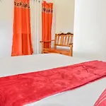 Papa Tasi Lakeside Hotel And Park