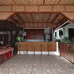 Oyo 777 Rn Guesthouse