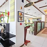 Alpa City Suites Hotel