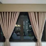 Persimmon Studios - Studio Unit- 16Th Floor - 1641