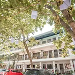 Hk Beach Resort And Restaurant