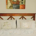 Ayala Mall 10Mins Walk Cebu City Apartment & Pool