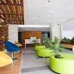 Mabolo Garden Flat A8 Free Rooftop Infinity Pool
